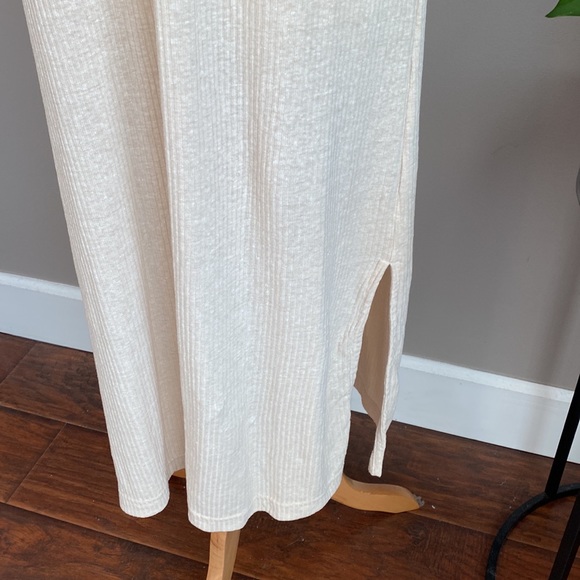 Old Navy Cream-Oatmeal Color Rib Maxi Dress Medium - Picture 3 of 7